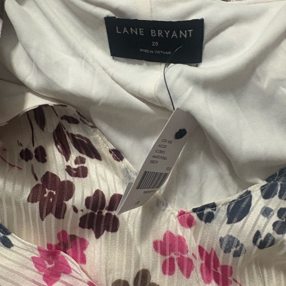 Lane Bryant Purple and Cream Floral Top - Picture 6 of 6